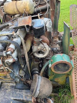 Motor z Harvestoru - 8