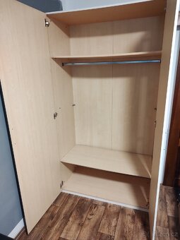 ⭐⭐⭐ŠATNÍ SKŘÍŇ-HEZKÝ STAV. Hloubka 60 šířka 115 x výška 205 - 8