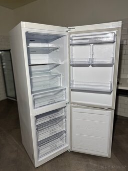 SAMSUNG kombinovaná lednice s mrazákem - bílá volně stojící - 8