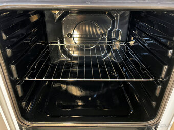 Elektrický sporák Mora - 8