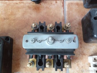 Bakelitová elektroinstalace - 8