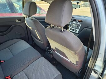 Ford Focus mk2 1.6 85 kw - 8