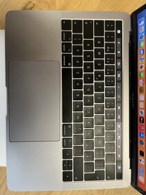 MacBook 13 Pro TouchBar 2018 - 8