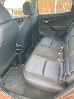 Hyundai iX 20 - 8