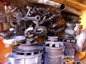 prodáme různe nahradní díly na moto JAWA a auta - 8