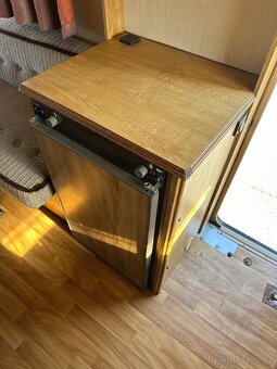 Karavan Eriba-Nova 390 Doklady - 8