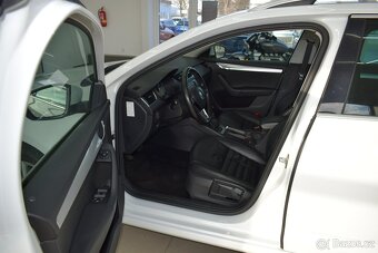 Škoda Octavia 1,6 TDI,STYLE,PANO,NAVI,Bi-xen - 8