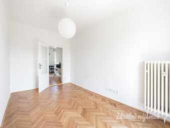 Pronájem bytu 2+kk, U Kombinátu, Strašnice, 21 900 Kč/měs, 4 - 8