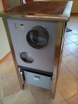 Prodám kachlová kamna Kabourek - 8