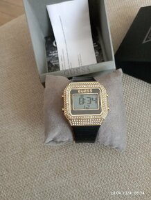 Prodám digit.hodinky GUESS.Freestylovou koloběžku... - 8