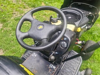 Zahradni traktor Partner (Husqvarna) P200107HRB - 8