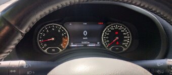 Jeep Renegade 1.4 na opravu - 8