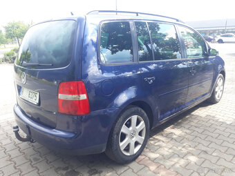 Volkswagen Touran 7 místný,2.0.16V - 8