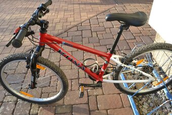 dětské horské kolo 12" zn. Kona Hula kola 24" velmi pěkné - 8
