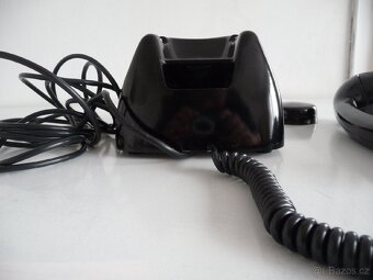 Starý telefon Tesla T65S - 8