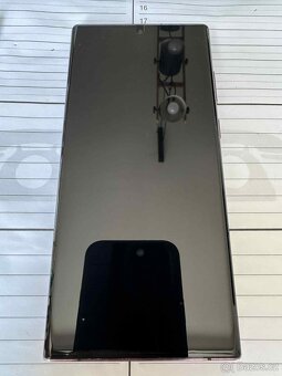 Samsung Galaxy S22 Ultra 256/12 GB - 8