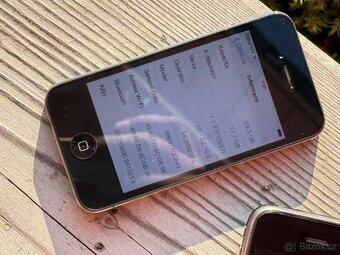 Iphone 3Gs + Iphone 4 32GB + ipod nano 2GB - 8