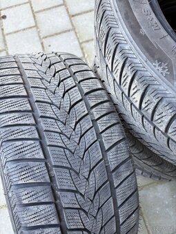 4x zimní a 4x letní pneu 215/45 r16 - 8