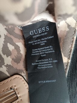Kabelka do ruky Guess - 8