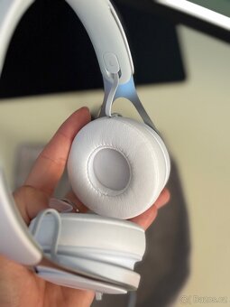 Beats drátová sluchátka - 8