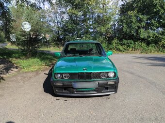 BMW E30 1.8 - 8
