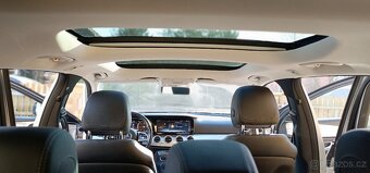 Mercedes E 220 d 4x4 kombi panorama Webasto tažné +DPH - 8