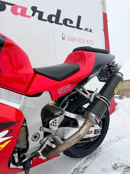 Honda VTR 1000 SP1 - 8