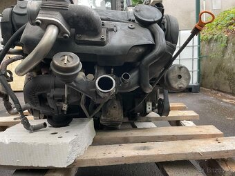 Motor VW T4 2.5 tdi 75 kW - 8