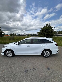 Prodám Kia Ceed SW 1.0 T-GDI ve výbavě Spin 5 let záruka - 8