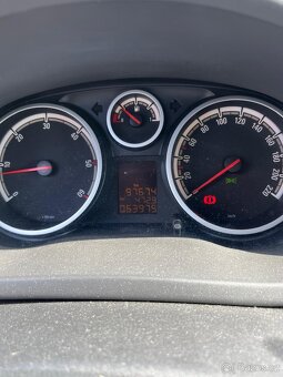 Prodám Opel Corsa 2010 - 8