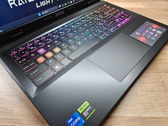 RTX 4070 8GB_MSI SWORD 16 HX B14V_i7-14650HX_32GB_144HZ - 8