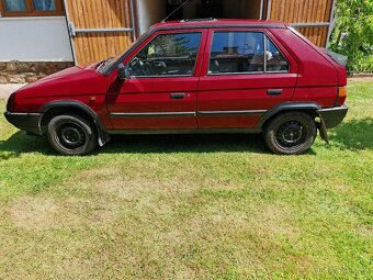 ŠKODA FAVORIT 135 LX - 8