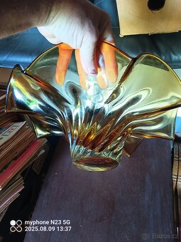 Staré barevné ambrove sklo hutní vázy mísy sklenice - 8