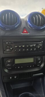 Peugeot 1007 - 8
