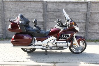 Honda GL1800 - 8