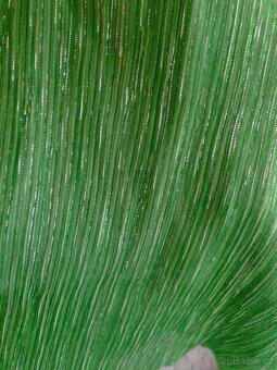 Elegantní třpytivé společenské šaty 40/42 - 8