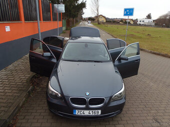 BMW 520 D LCI facelift manuál - 8