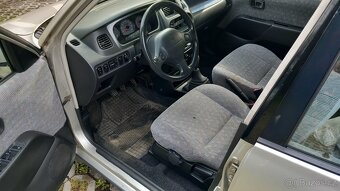Daihatsu Sirion - 8