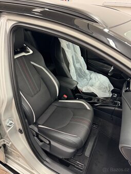 Corolla GR sport 1.8 hybrid - 8