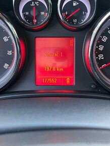 Opel Astra J plná výbava - 8
