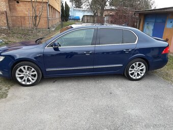 Skoda superb 2.0 125 kW 2009 - 8