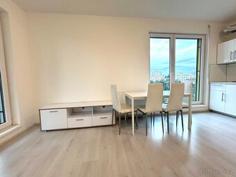 krásný byt 2+kk 60m2 v ul. Počernická, Praha 10 - Malešice - 8