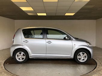 DAIHATSU SIRION 1.3 16V - 8