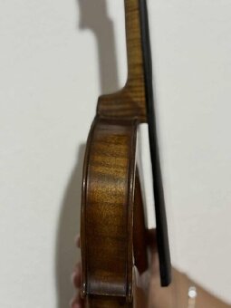 Staré housle - 8