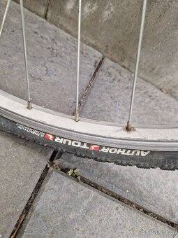 Trekové kolo Madison - 8