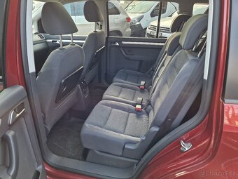 Volkswagen TOURAN 2,0TDI 103KW STYLE XENONY - 8