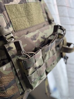 Airsoft Vesta a helma - 8
