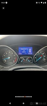 Ford Focus - 8