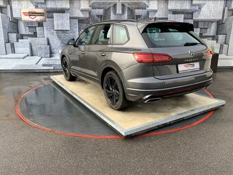 Volkswagen Touareg 4.0TDi, 310KW, V8, R-LINE - 8