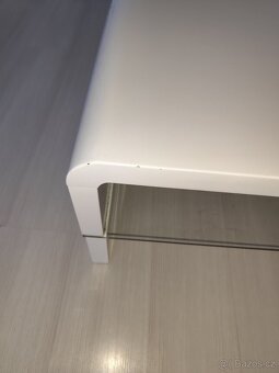 Konferenční stolek bílý lesk - 8